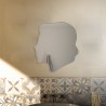 Nina - Specchio sagomato per bagno, raffigurante un profilo femminile